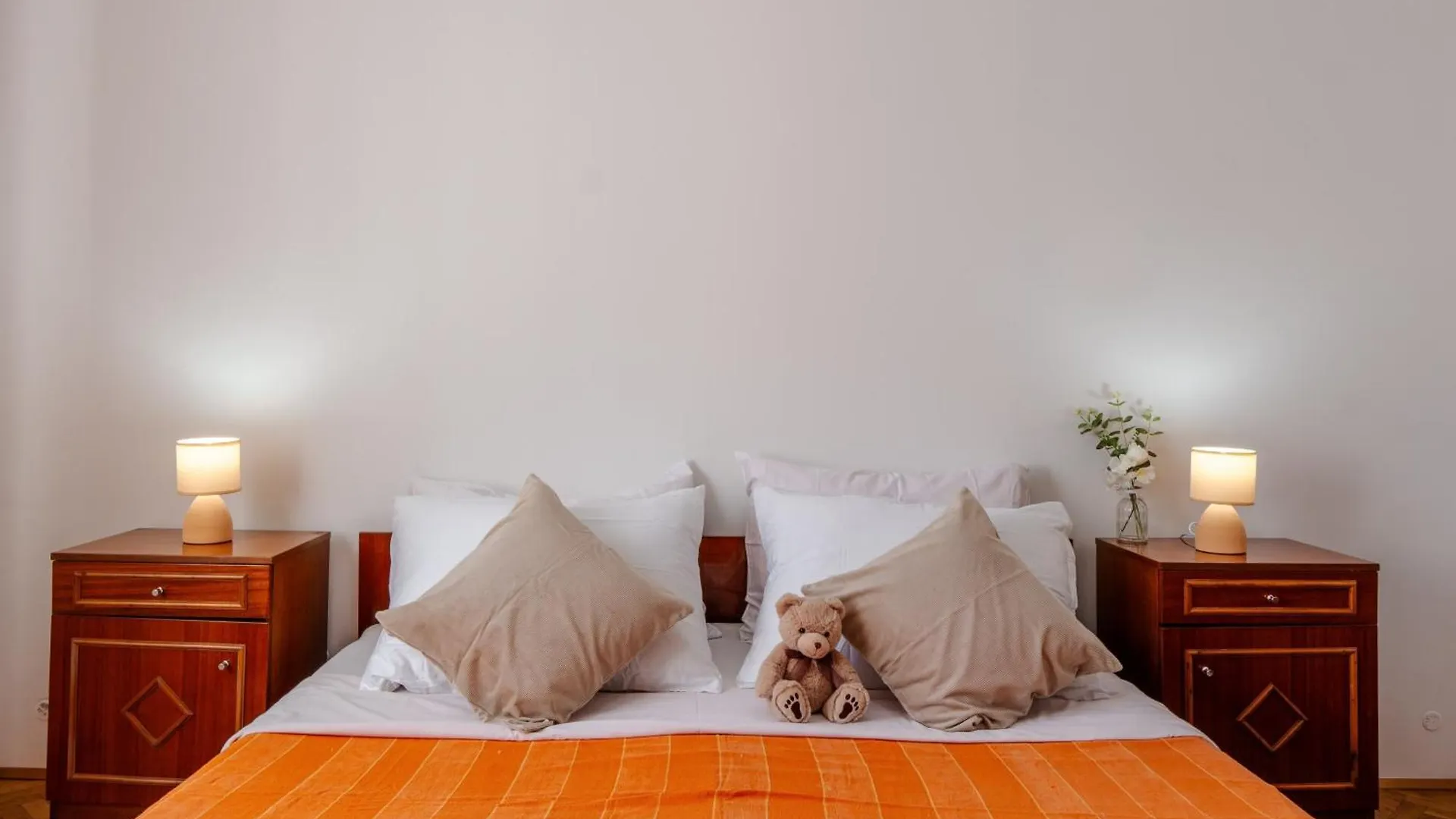 Apartment Floreani Vir 0*,  Croatia