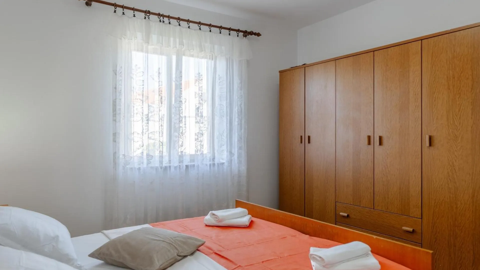 Apartment Floreani Vir