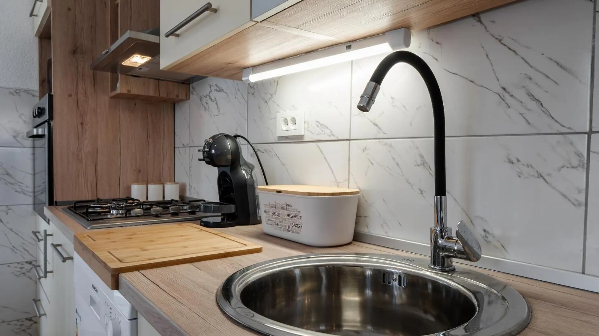 Apartment Floreani Vir 0*,  Croatia
