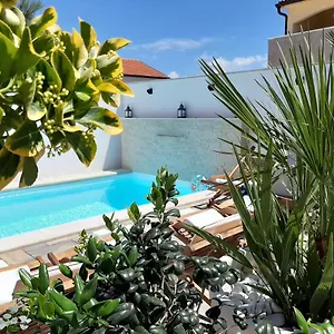  Apartman Bella