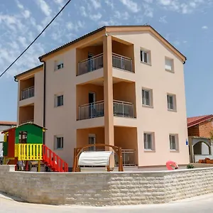 Apartament Nivel, Vir